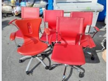 回転椅子　×5　　　赤